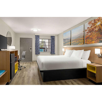 Next slide Save product  find similar  Ningbo Taisen Furniture Co., Ltd. logo Ningbo Taisen Furniture Co., Ltd.  Ningbo, CN 10 yrs Custom Manufacturer  #1 best seller in Hotel Bedroom Sets ≤2h Respon