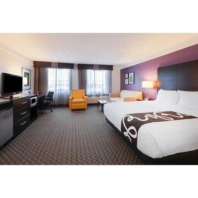 Customized Luxury La Quinta Hotel Furniture Custom Made Sophisticated Modern Hotel Bedroom Sets