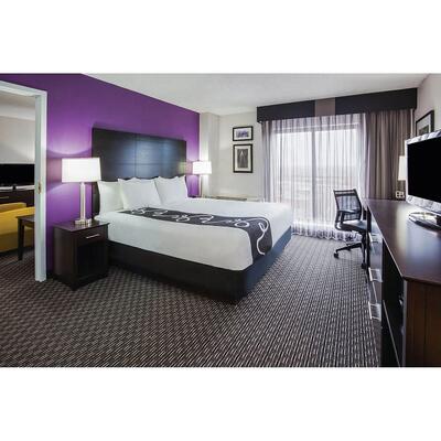 Customized Luxury La Quinta Hotel Furniture Custom Made Sophisticated Modern Hotel Bedroom Sets