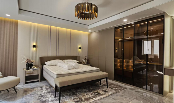 High-End Luxury Modern Five-Star Hotel Apartment Bedroom Solutions Customized Home Furniture Songdesign 5-Year Bedroom Set