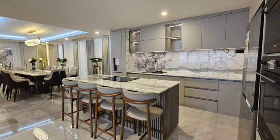 High-End Luxury Modern Five-Star Hotel Apartment Bedroom Solutions Customized Home Furniture Songdesign 5-Year Bedroom Set