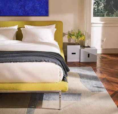 Factory Price Solid Wood Modern Luxury Bedroom Furniture Set for Five-Star Hotels Apartments One-Stop Design Procurement Service