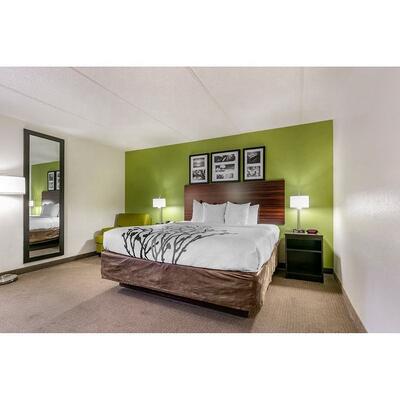 Modern Design Simply Stylish Sleep Inn Wood Hotel Bedroom Furniture Sets 5 Star Standard Contemporary Idm Hotel Furniture Sets