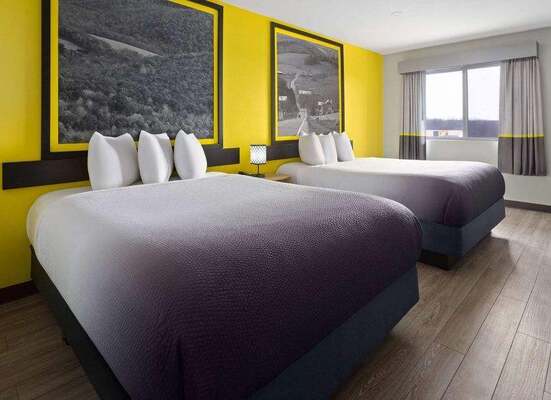 Hot Sell Super 8 by Wyndham Stylish Budget Hotel Bed Frame Headboard Guestroom Furniture Business Class Hotel Bedroom Sets