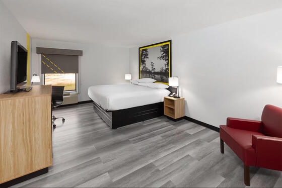 Hot Sell Super 8 by Wyndham Stylish Budget Hotel Bed Frame Headboard Guestroom Furniture Business Class Hotel Bedroom Sets