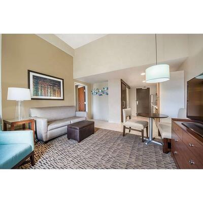 High-Quality Hawthorn Suites by Wyndham Cheap Boutique Used Elegant Solid Wood Room Furniture Comfortable Hotel Bedroom Sets