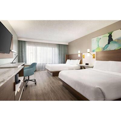 Wyndham Garden Wholesale Hotel Furniture Guest Room Wardrobe Bed Base Headboard Chairs Sofa Liquidation Hotel Bedroom Furniture