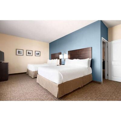 Wyndham Garden Wholesale Hotel Furniture Guest Room Wardrobe Bed Base Headboard Chairs Sofa Liquidation Hotel Bedroom Furniture