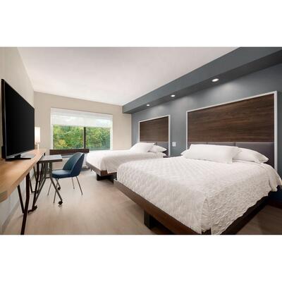 Tru by Hilton 2025 Stylish Hotel Room Furniture Hotel Single Bed Furniture king Size Metal Bed Frame Luxury Hotel Furniture