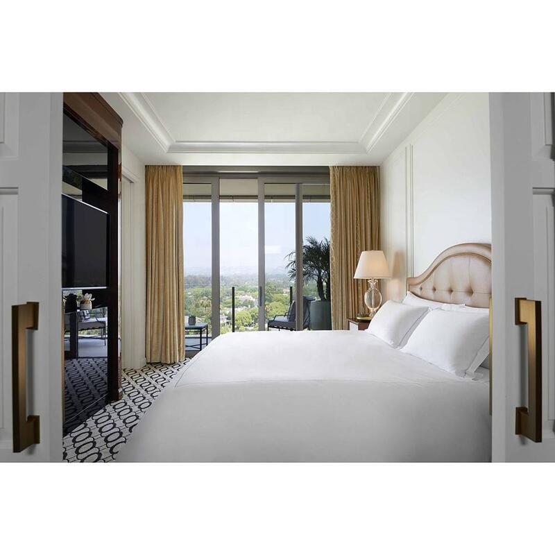Factory Sale Signia by Hilton Boutique Wood Hotel Furniture King Size Bed Frame Luxury Hotel Furniture